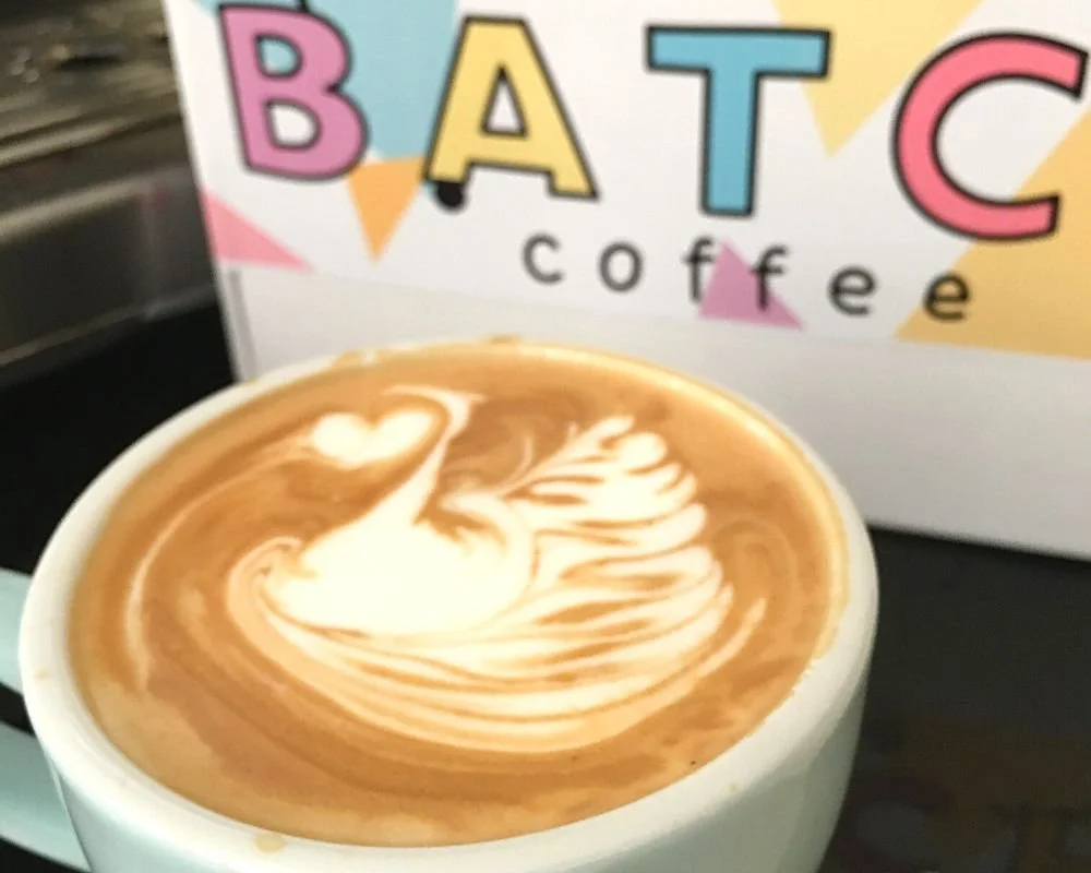 Flat white cups deals